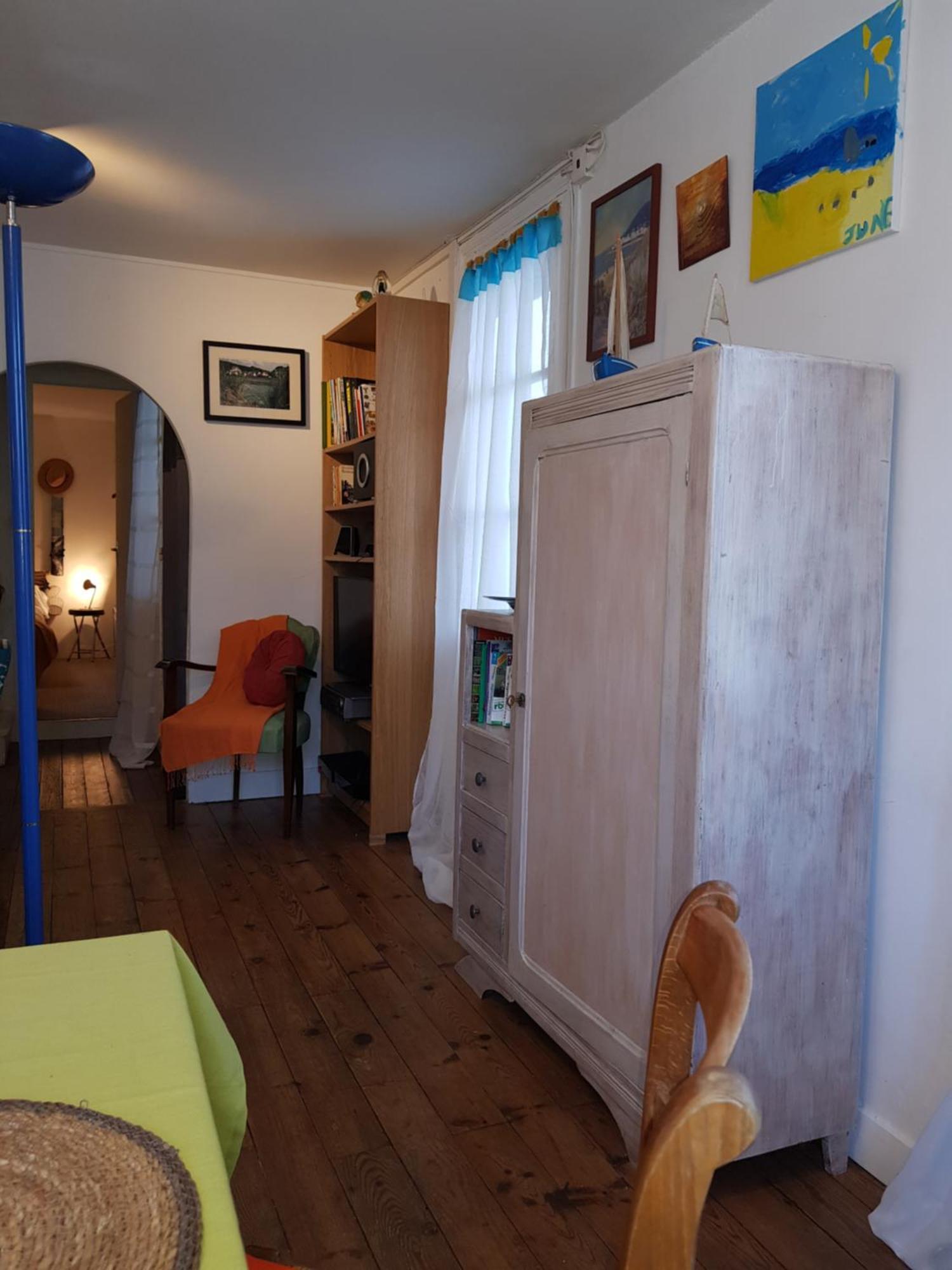 Herm'S Petite Maison Atypique Et Cour Privative - Avenue Du Marche - Ideal Couple Ou Jeunes Parents Cabourg Exterior photo